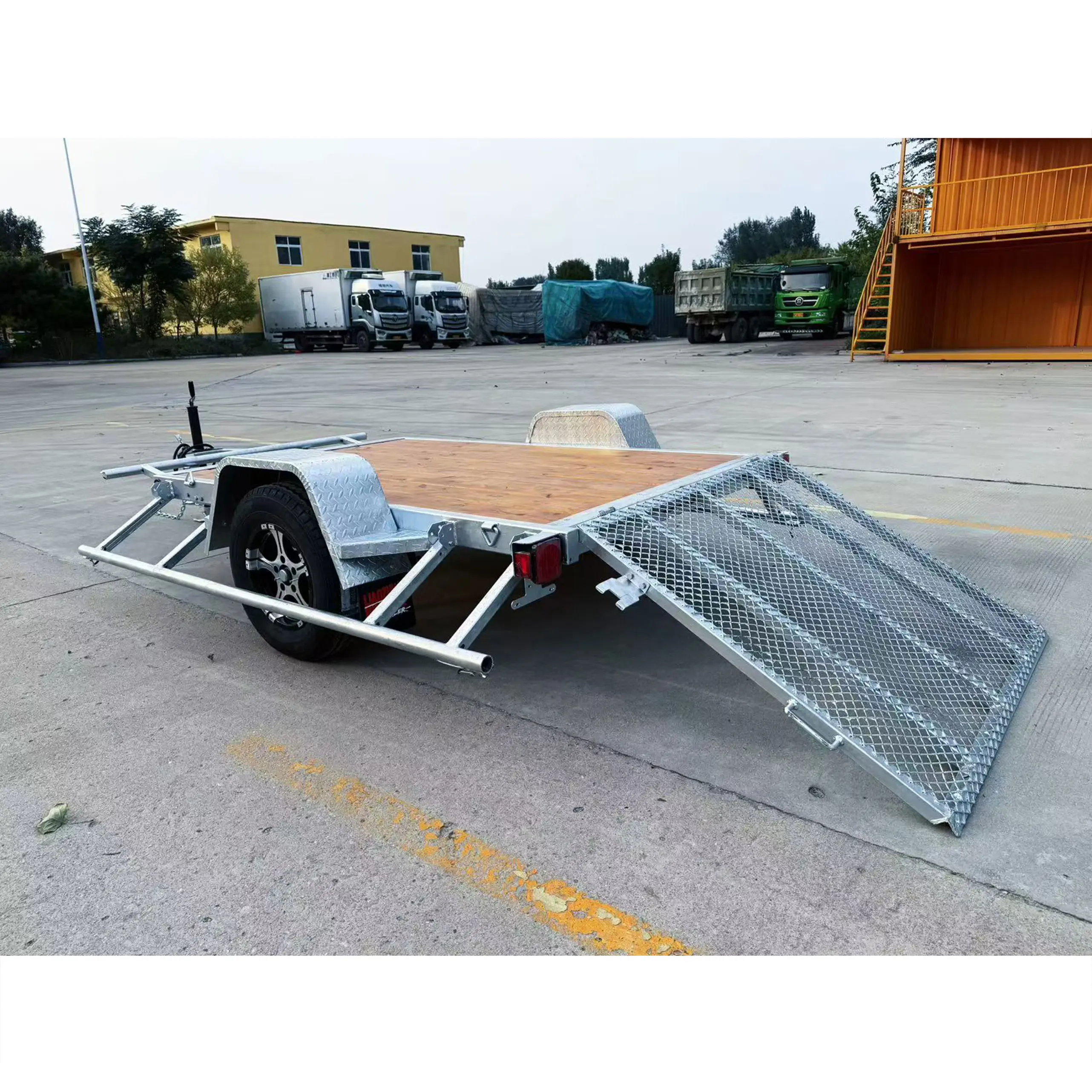 Utility wooden board trailer