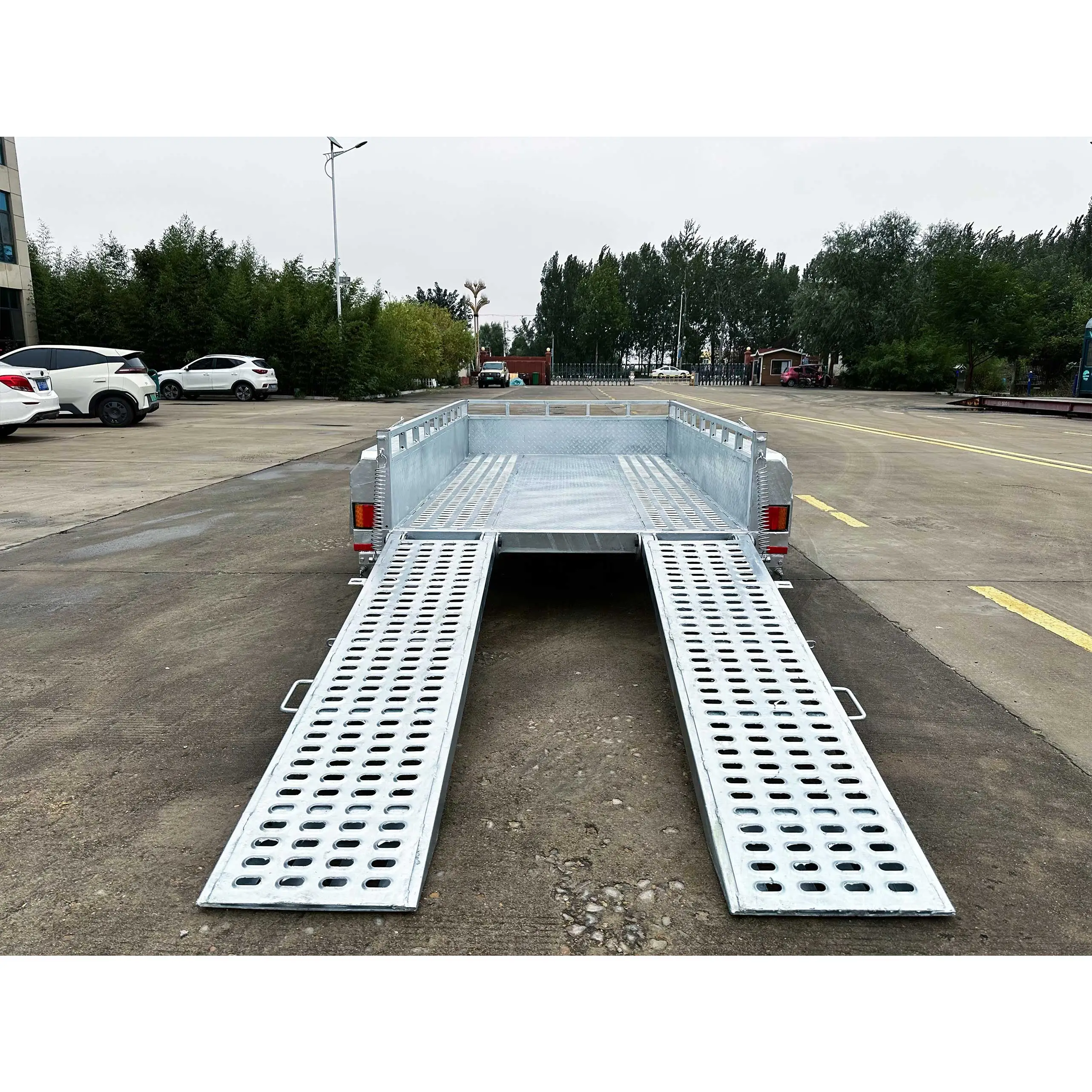 Scissor-type lift trailer 9*5FT ATM3400kg