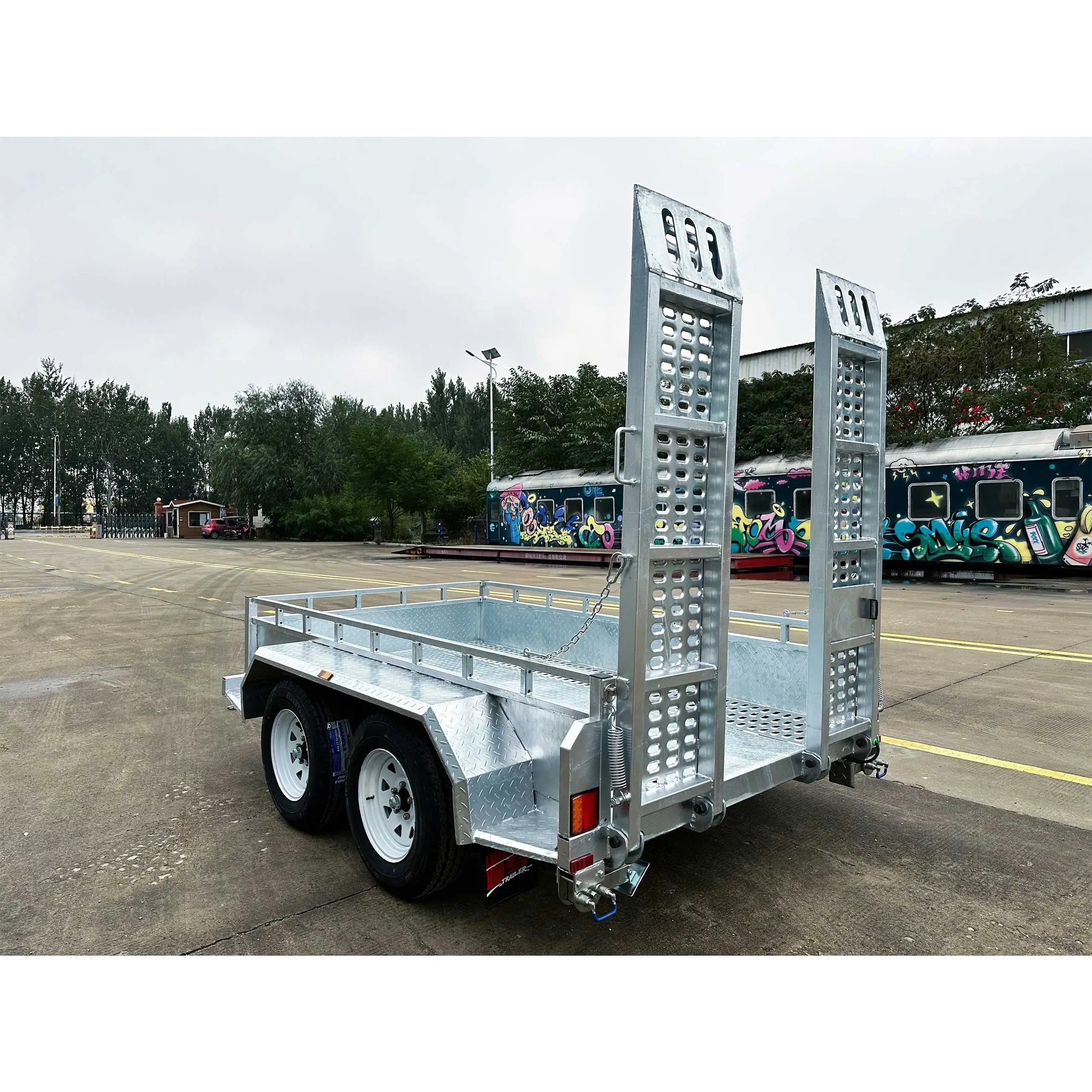 Scissor-type lift trailer 9*5FT ATM3400kg